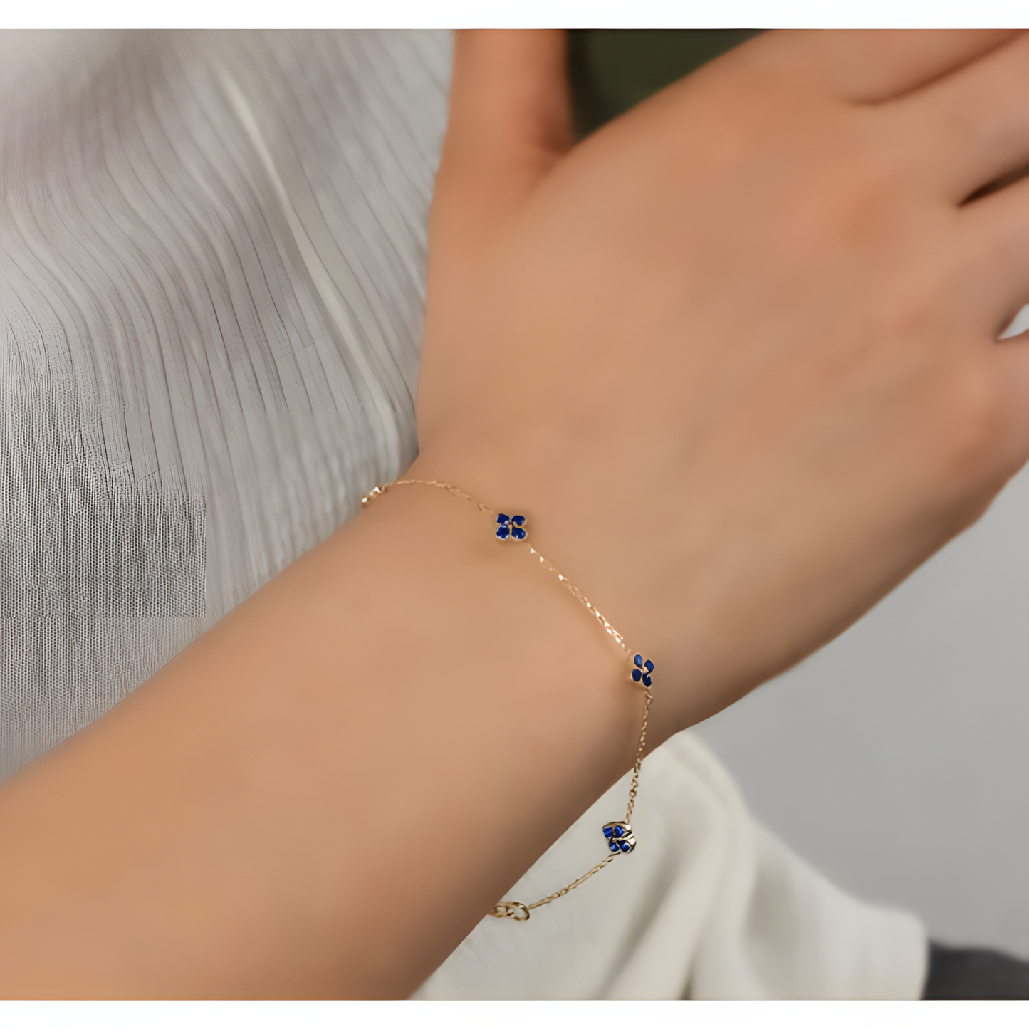 Chic Blue Enamel Clover Bracelet