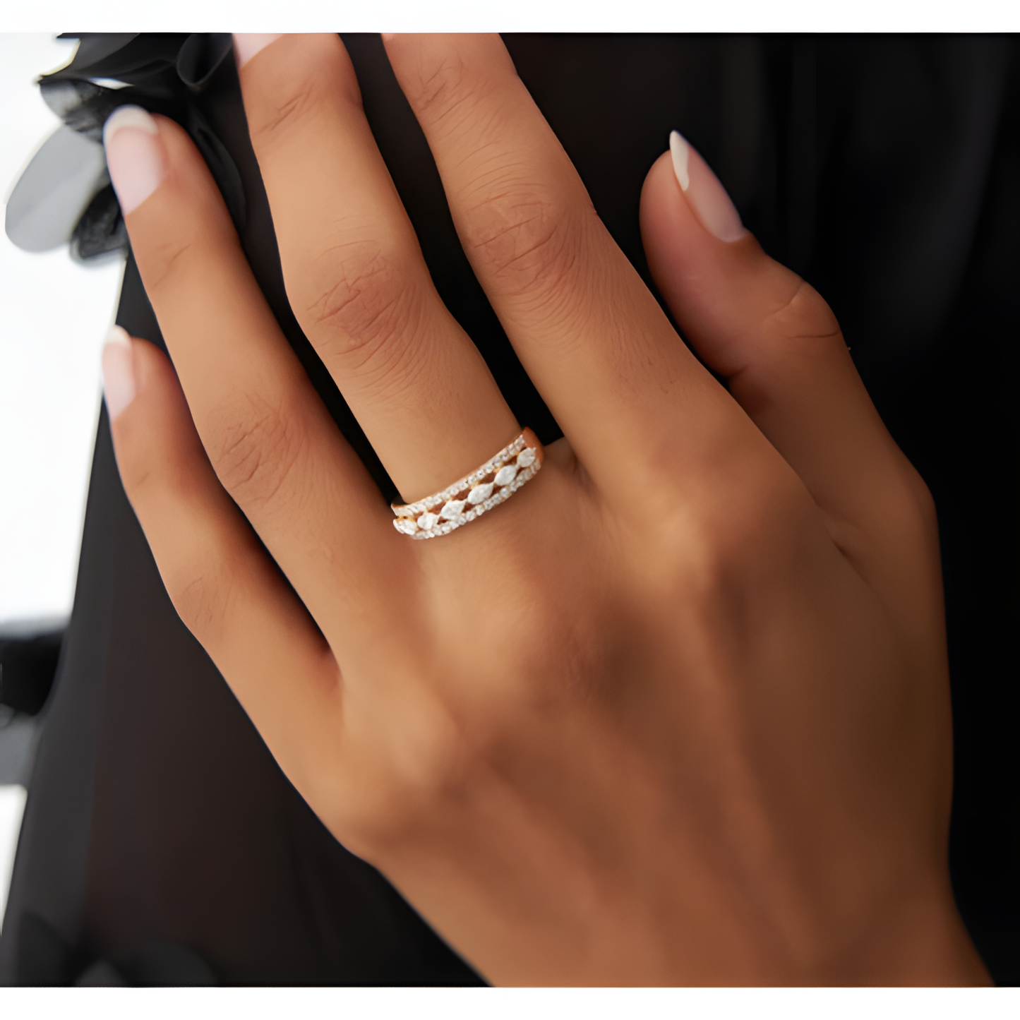 Enchanting Chic Golden Ring