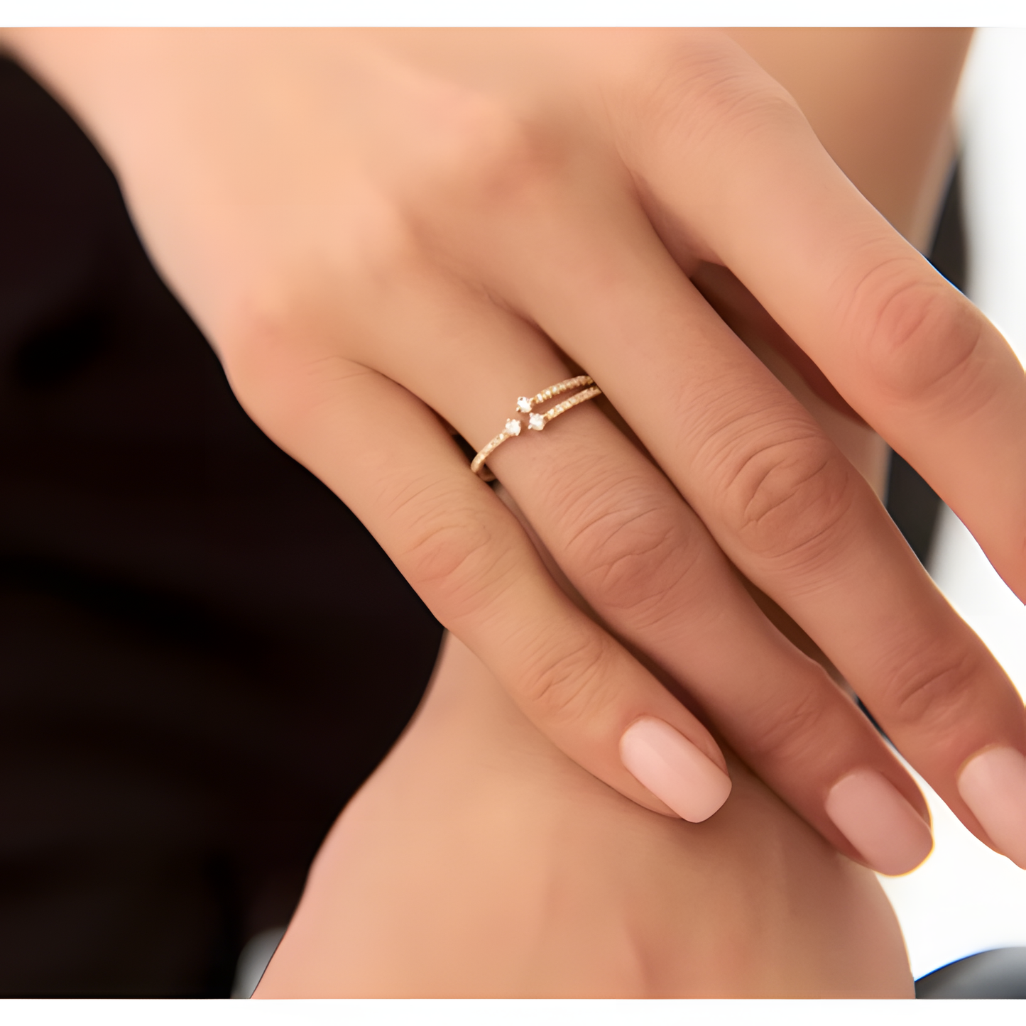 Zircon Zigzag Golden Ring