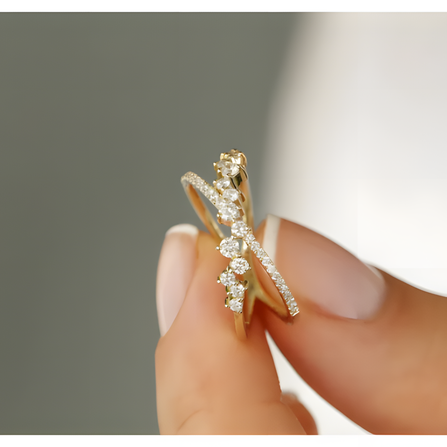 Zircon Crisscross Mix Match Elegant Golden Ring