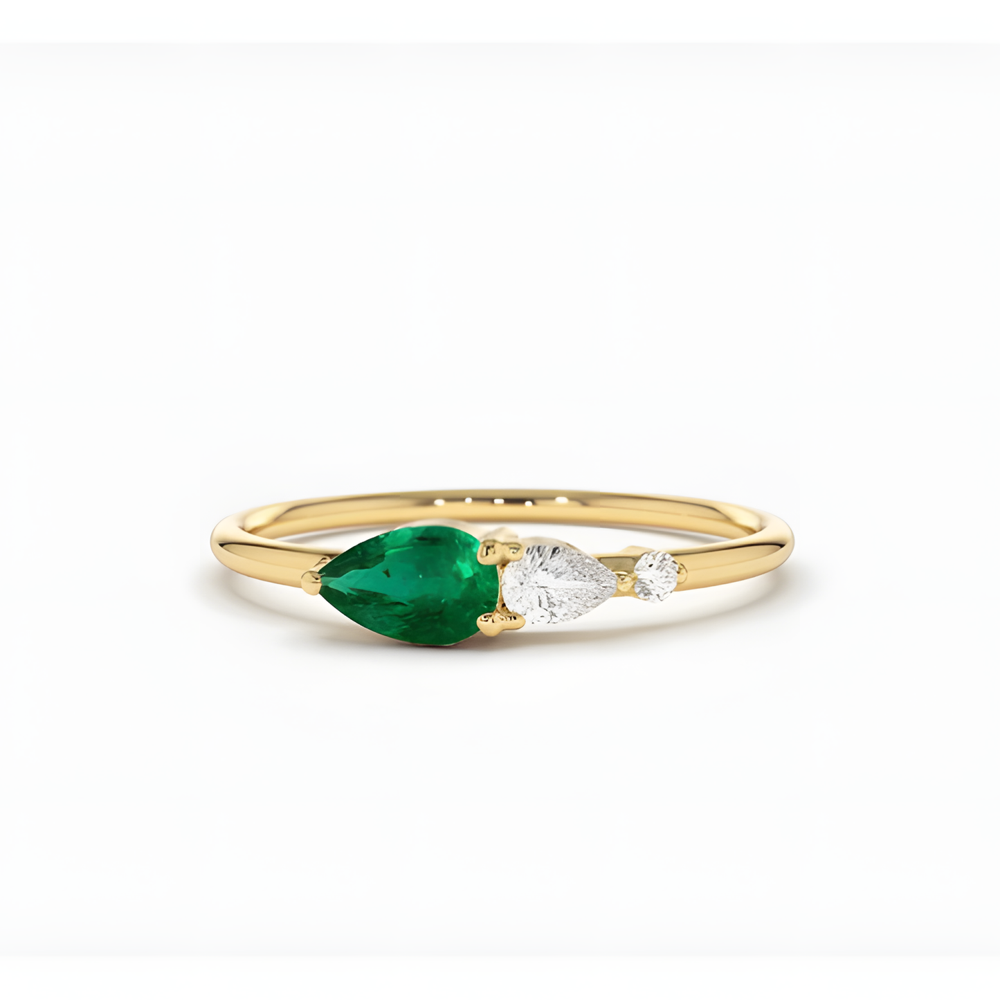 Emerald Teardrop Bejeweled Golden RIng