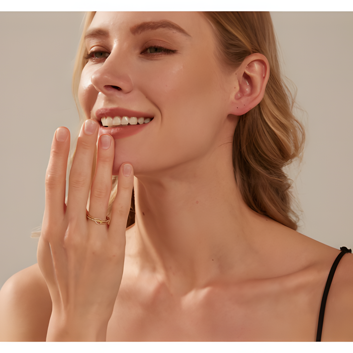 Zircon Love Knot Golden Ring