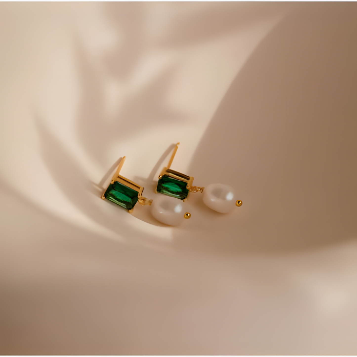 Luxe Allure Emerald & Pearl Studs Earrings