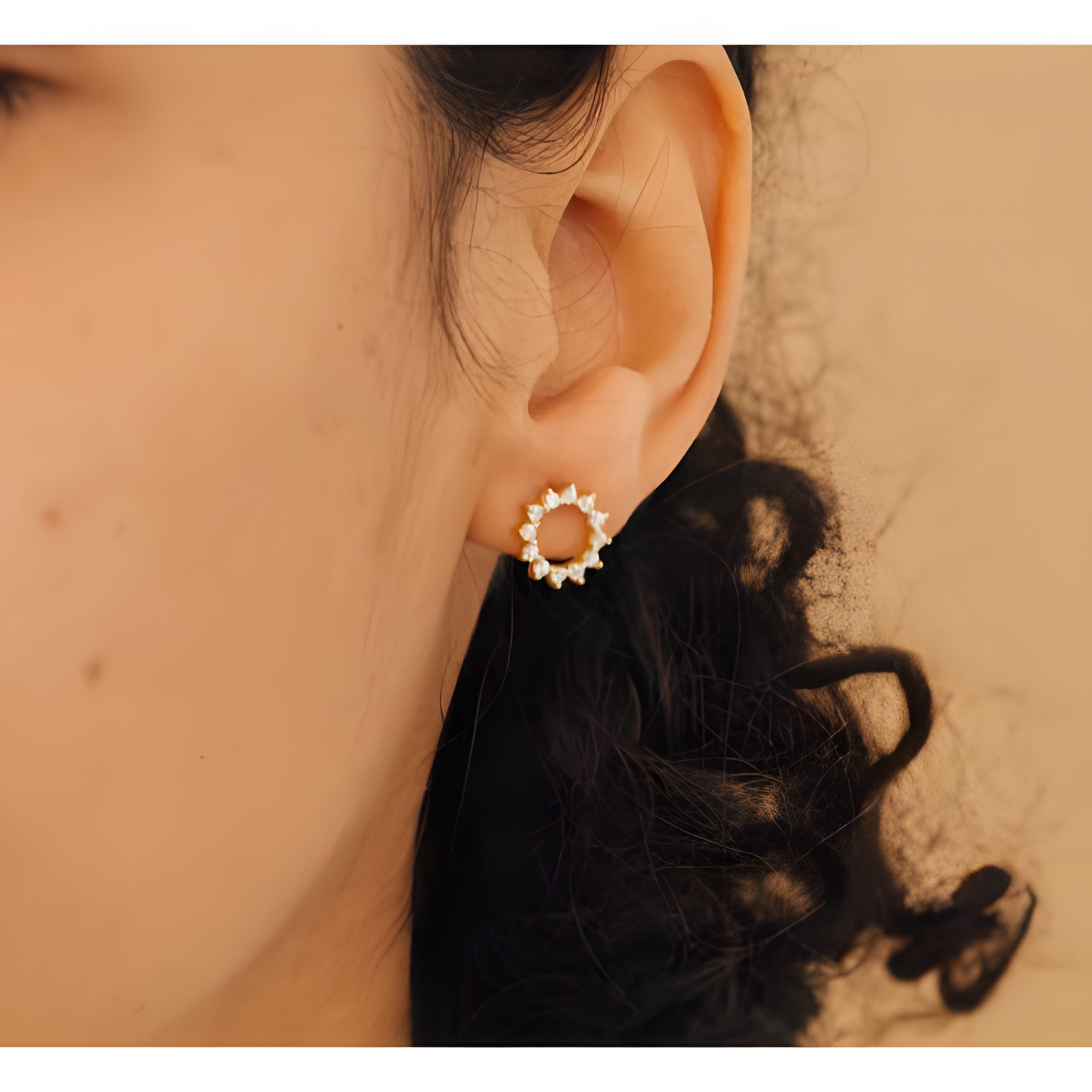 Captivating Glow Zircon Circles Earrings