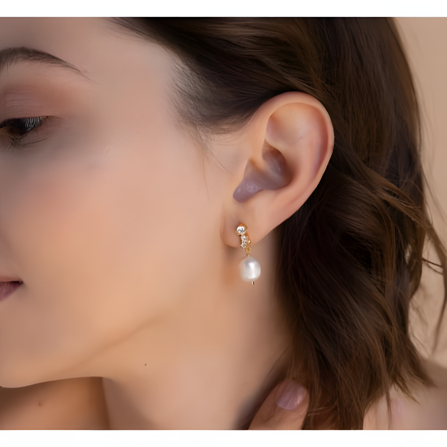 Ethereal Glow Zircon Pearl Dangles Earring