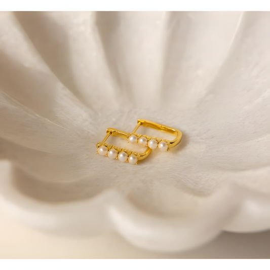 Radiant Grace Pearl Bar Earring