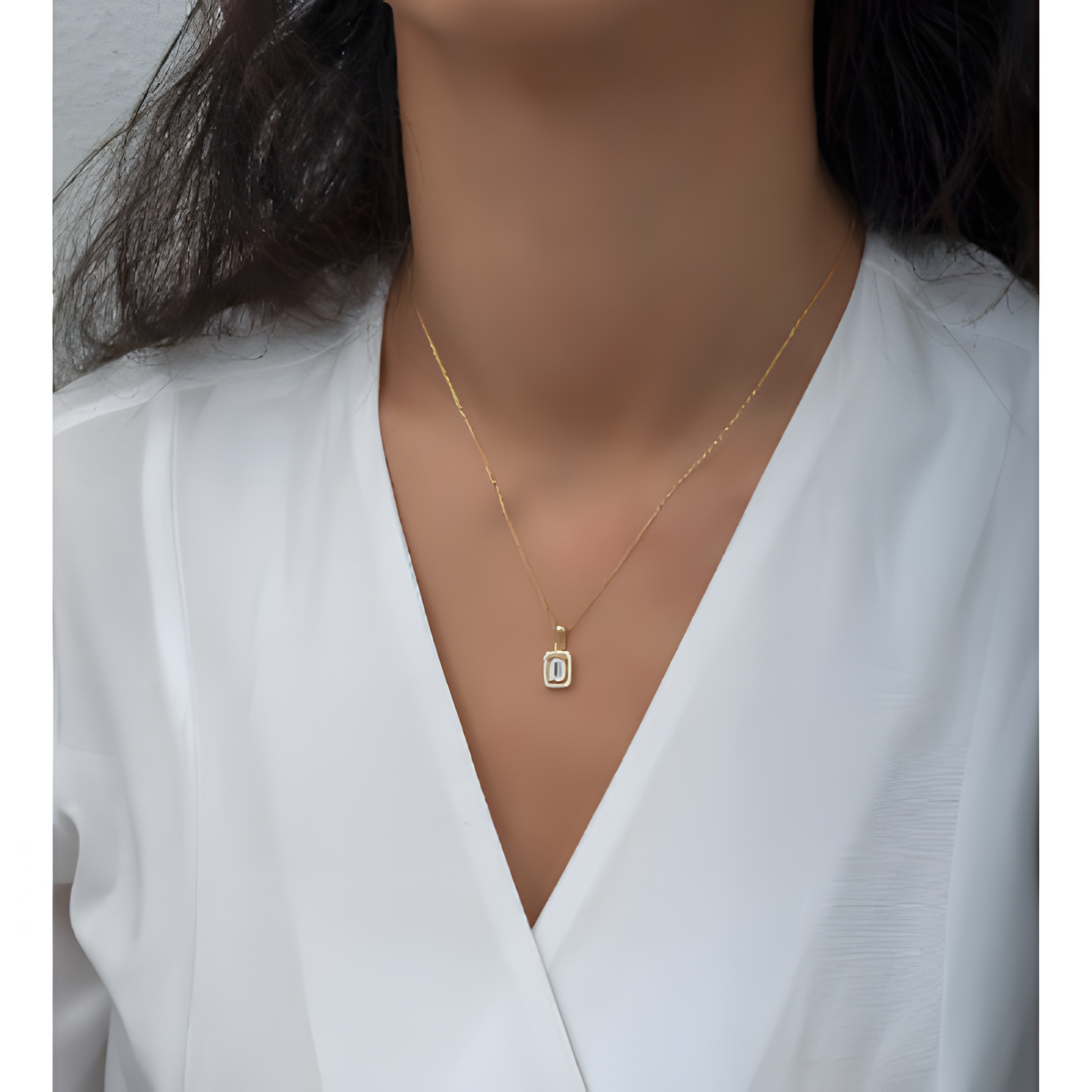 Baguette Radiant Serenity Golden Necklace